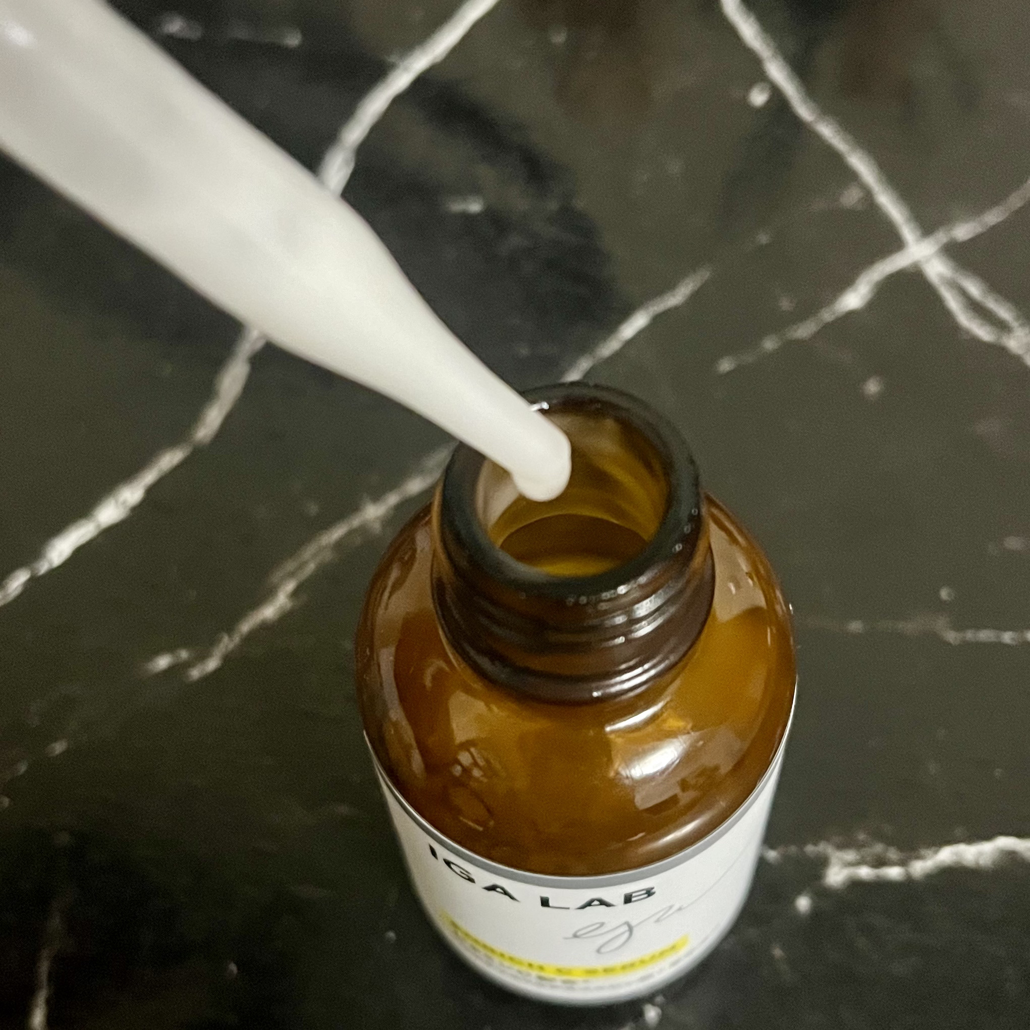 エンリッチCセラム/IGA LAB/美容液を使ったクチコミ（2枚目）