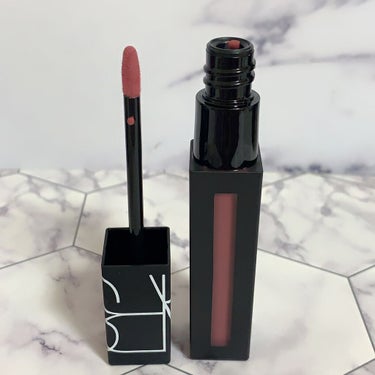 パワーマットリップピグメント 2766  ダスティモーヴ/NARS/口紅を使ったクチコミ（2枚目）