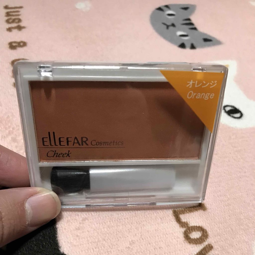 エルファープロフェッショナルチーク/DAISO/パウダーチークを使ったクチコミ（1枚目）