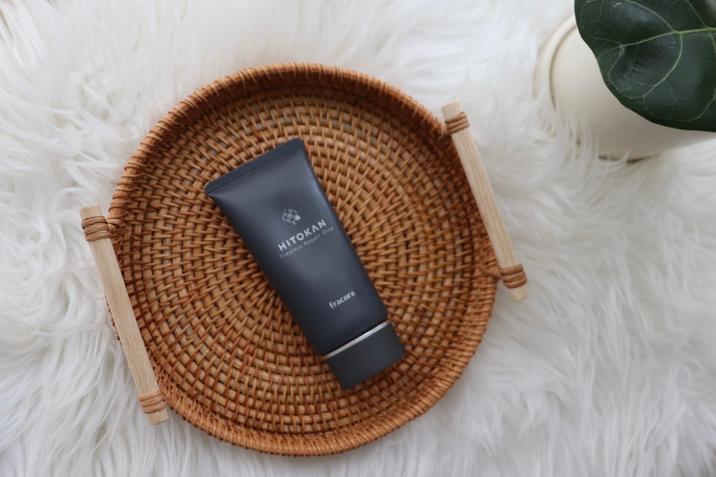 HITOKAN タイムレスリペアワンGR/fracora/オールインワン化粧品を使ったクチコミ(1枚目)