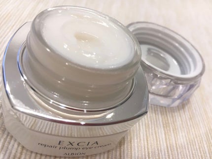 ALBION エクシア AL リペア プランプ アイクリームのクチコミ「ALBION アルビオン
エクシア AL リペア プランプ アイクリーム
✼••┈┈••✼••.....」(1枚目)