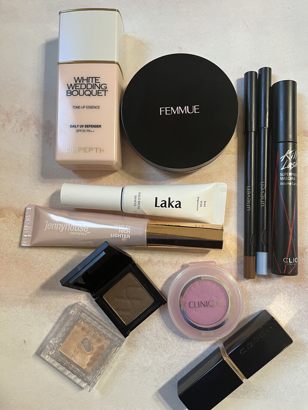 エバーグロウクッション SPF25 PA++/FEMMUE/クッションファンデーションを使ったクチコミ（1枚目）