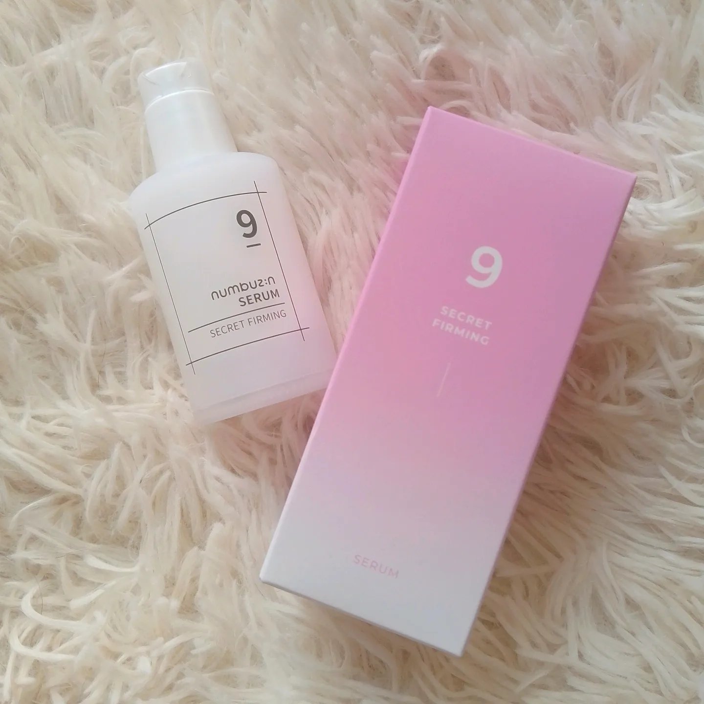 ナンバーズインの「 #9番ハリケア秘密セラム 」を試してみました( •̤ᴗ•̤ )♡

伸びのいい、なめらかなテクスチャですーっと肌になじんでいく。

香りもよくて(お花かな？)スキンケアが楽しくなるような美容液です。

フェイスラインのた