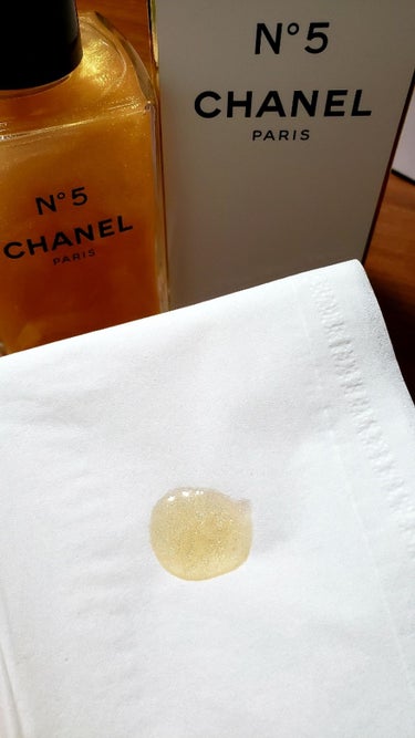 CHANEL シャネル N°5 ジェル パフュームのクチコミ「♡───CHANEL　No5 ジェル パフューム───♡

こんにちは。お久し振りの投稿になり.....」（3枚目）