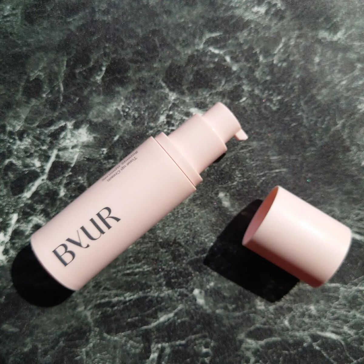 セラムフィット シャイニング トーンアップクリーム /ByUR/化粧下地を使ったクチコミ（2枚目）