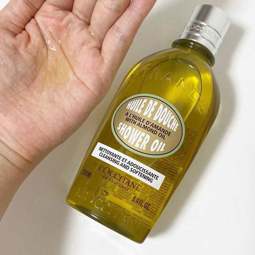 アーモンド モイスチャライジングシャワーオイル/L'OCCITANE/ボディソープを使ったクチコミ(2枚目)