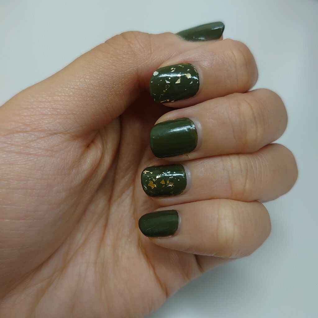 gene TOKYO ネイル/DAISO/マニキュアを使ったクチコミ（2枚目）