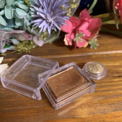 シャドーカスタマイズ/MAJOLICA MAJORCA/単色アイシャドウを使ったクチコミ(2枚目)