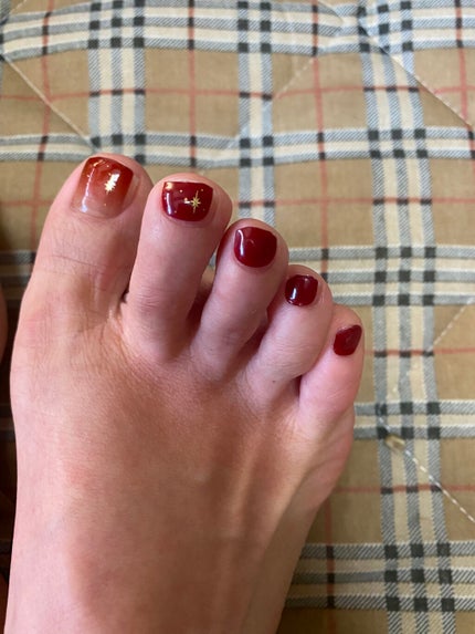 セミキュアジェルネイル(ペディキュア)/ohora/ネイルシールを使ったクチコミ(6枚目)