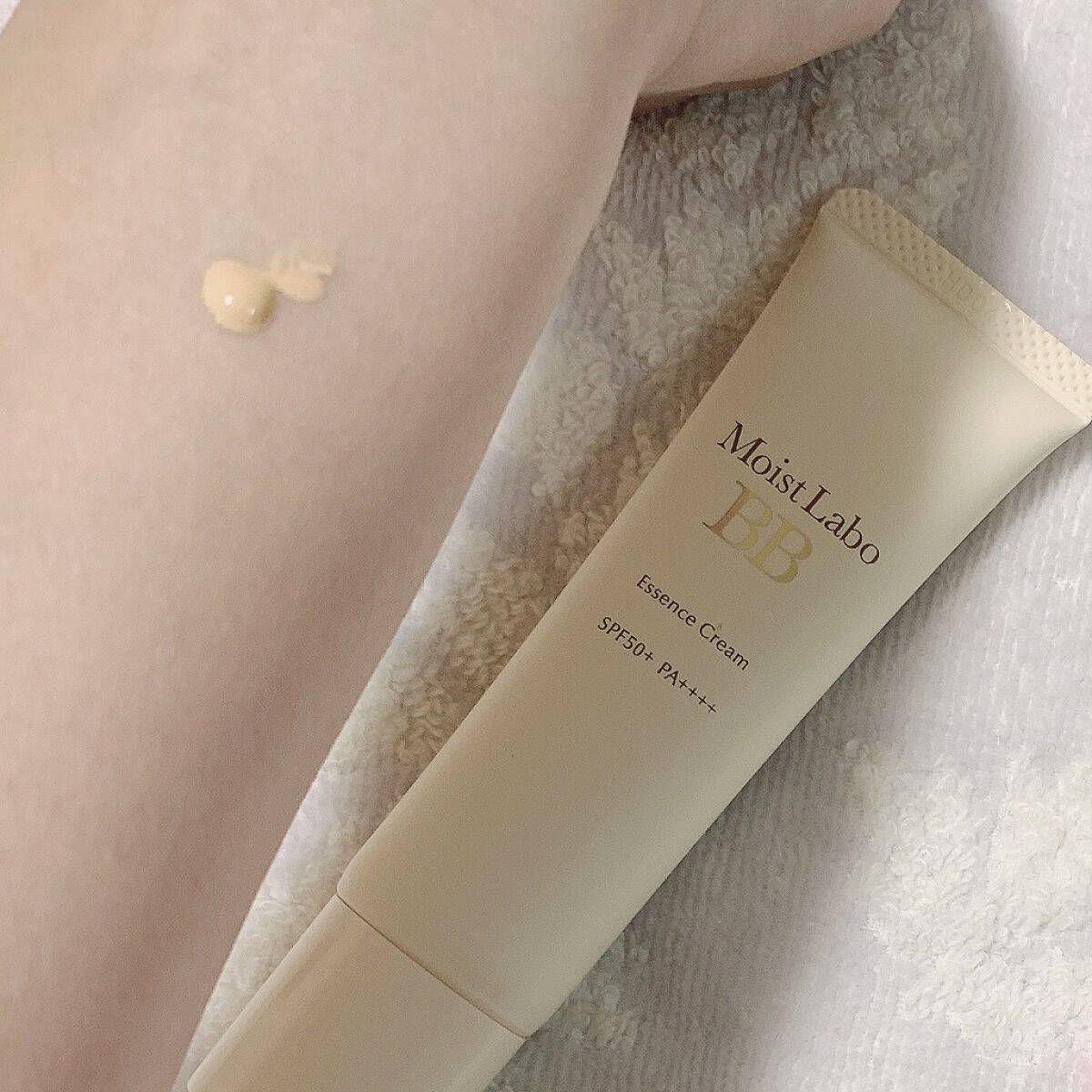 モイストラボ BBエッセンスクリーム/Moist Labo/BBクリームを使ったクチコミ（2枚目）