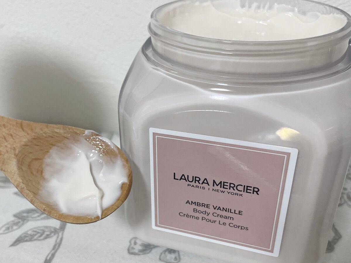 ホイップトボディクリーム アンバーバニラ/ローラ メルシエ/ボディクリームを使ったクチコミ(2枚目)