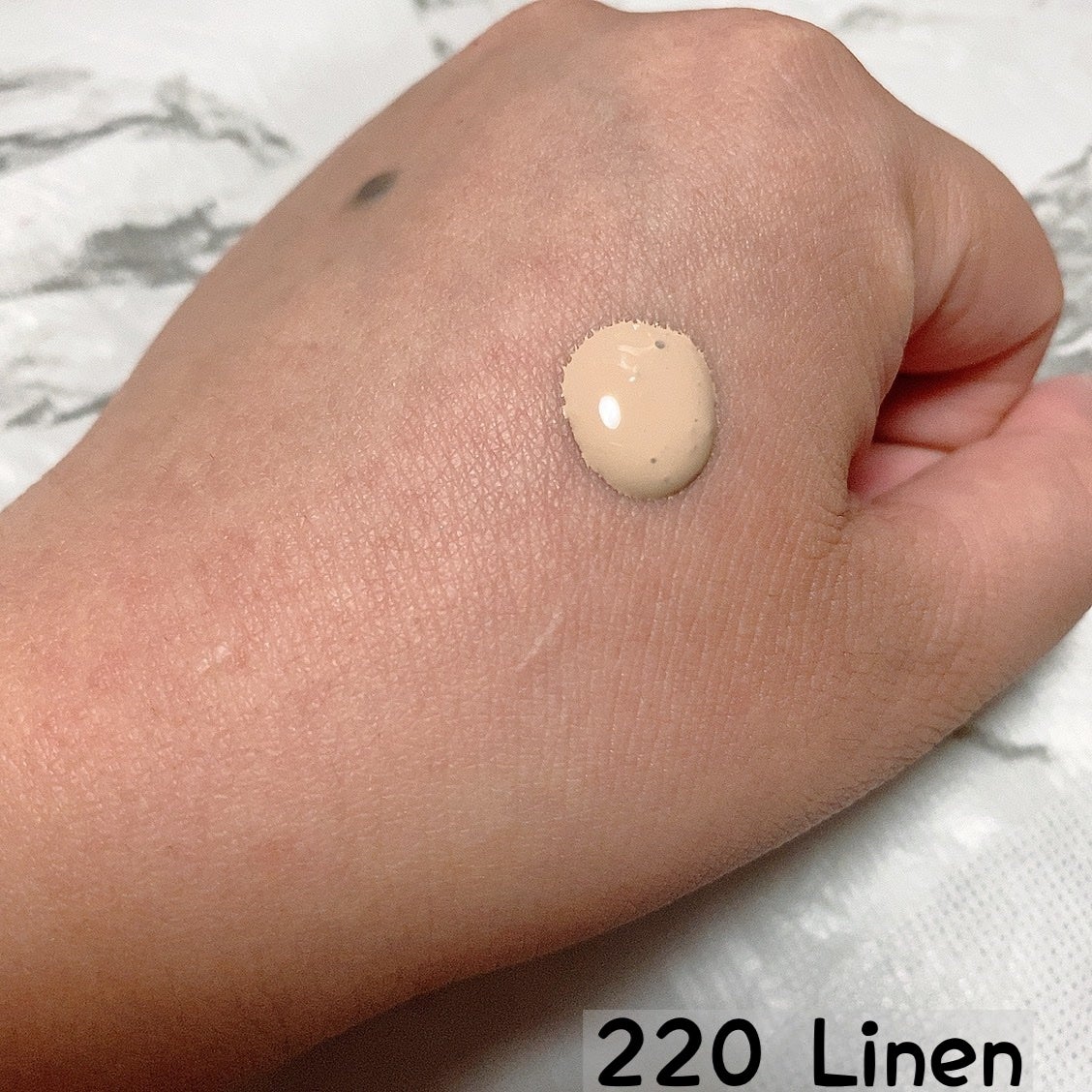 エッセンス スキングロウ ファンデーション/SHISEIDO/リキッドファンデーションを使ったクチコミ(2枚目)