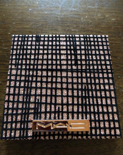 スター サイティング コンパクト/M・A・C/アイシャドウパレットを使ったクチコミ(2枚目)