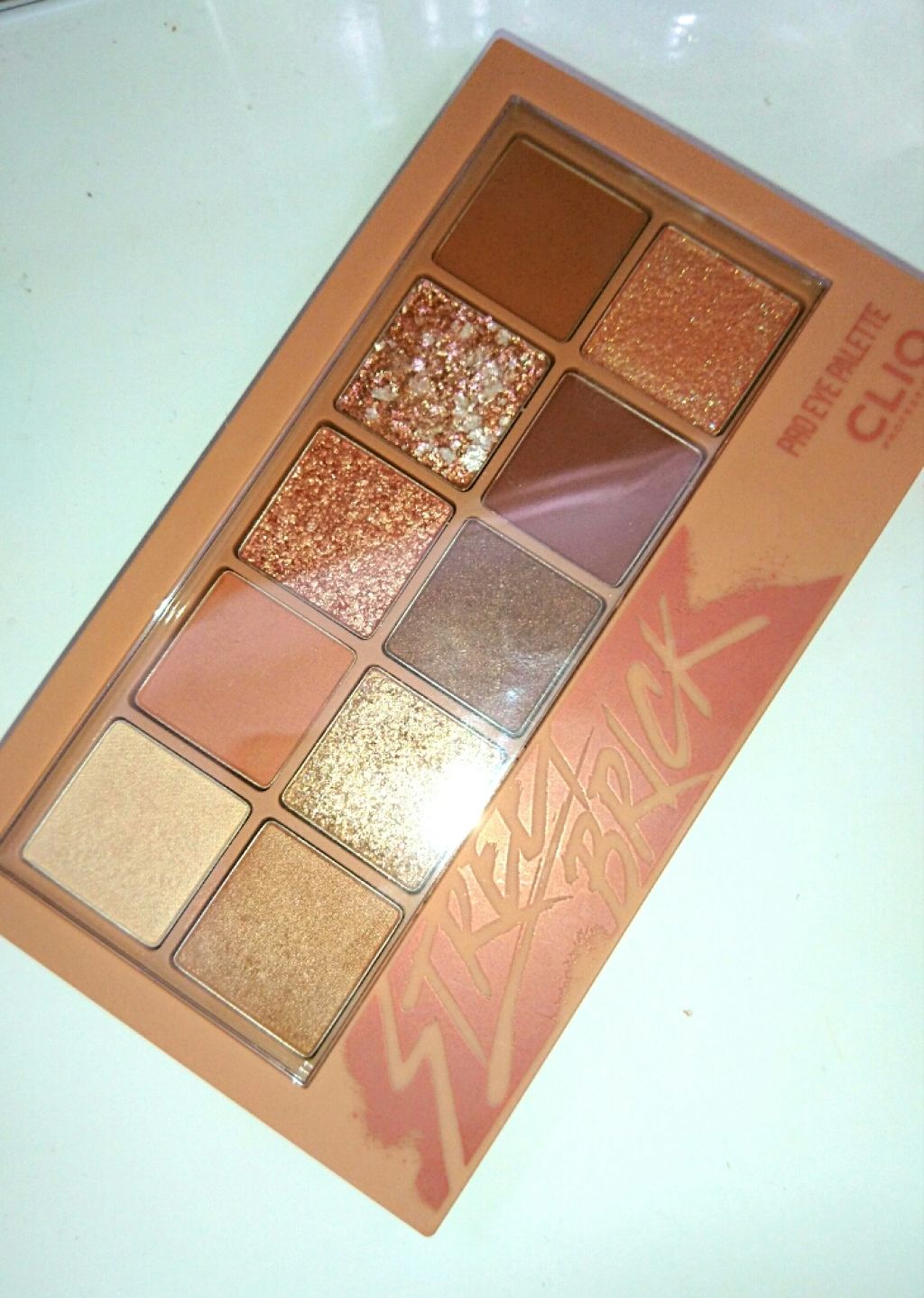 プロ アイ パレット/CLIO/アイシャドウパレットを使ったクチコミ（1枚目）