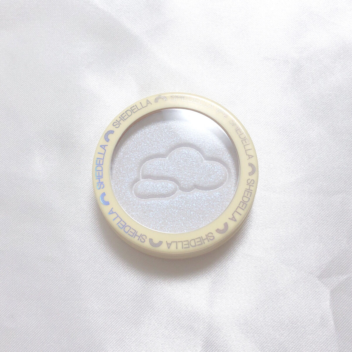 Rainbow Ball Eyeshadow/SHEDELLA/単色アイシャドウを使ったクチコミ（3枚目）