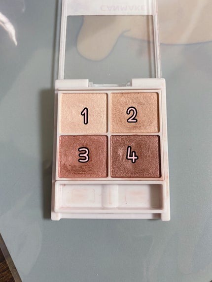 シルキースフレアイズ/キャンメイク/アイシャドウパレットを使ったクチコミ(2枚目)