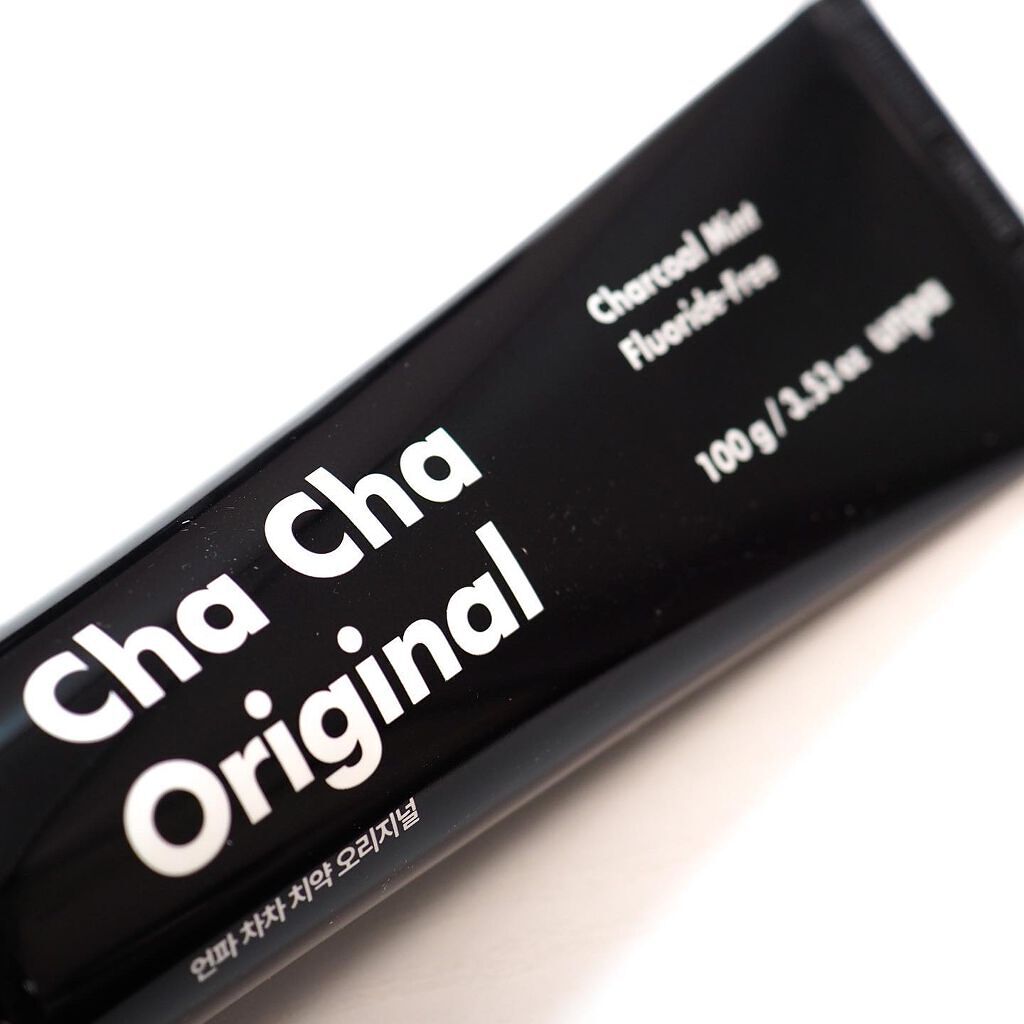 Cha Cha Charcoal Black Toothpaste/chacha/歯磨き粉を使ったクチコミ（2枚目）