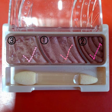 トーンアップアイシャドウ/CEZANNE/アイシャドウパレットを使ったクチコミ(2枚目)