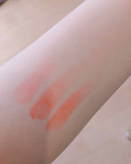 ラスティンググロスリップ/CEZANNE/口紅を使ったクチコミ(2枚目)