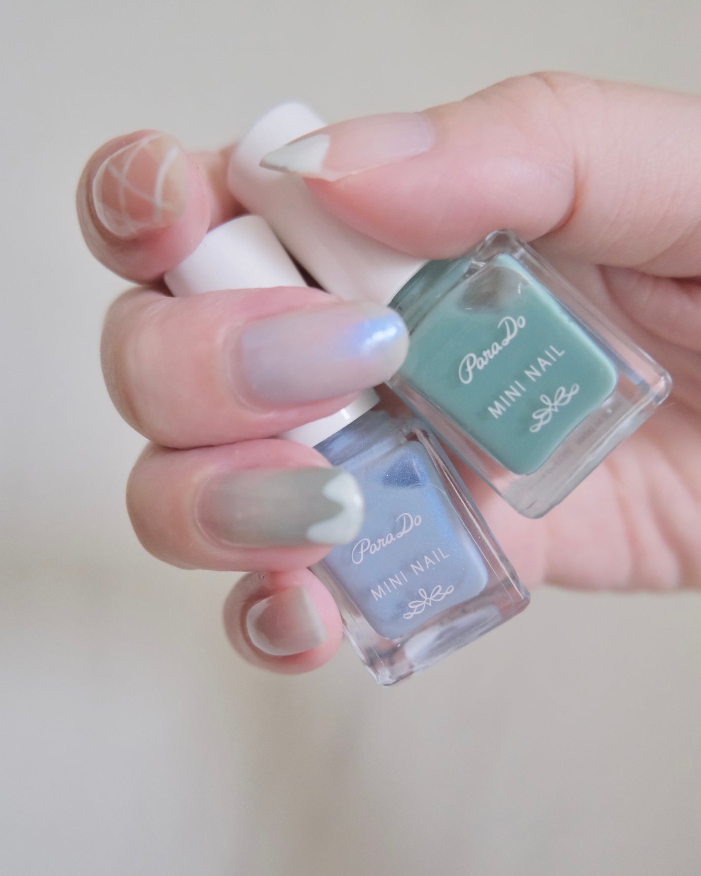 カラフルネイルズ/キャンメイク/マニキュアを使ったクチコミ(4枚目)