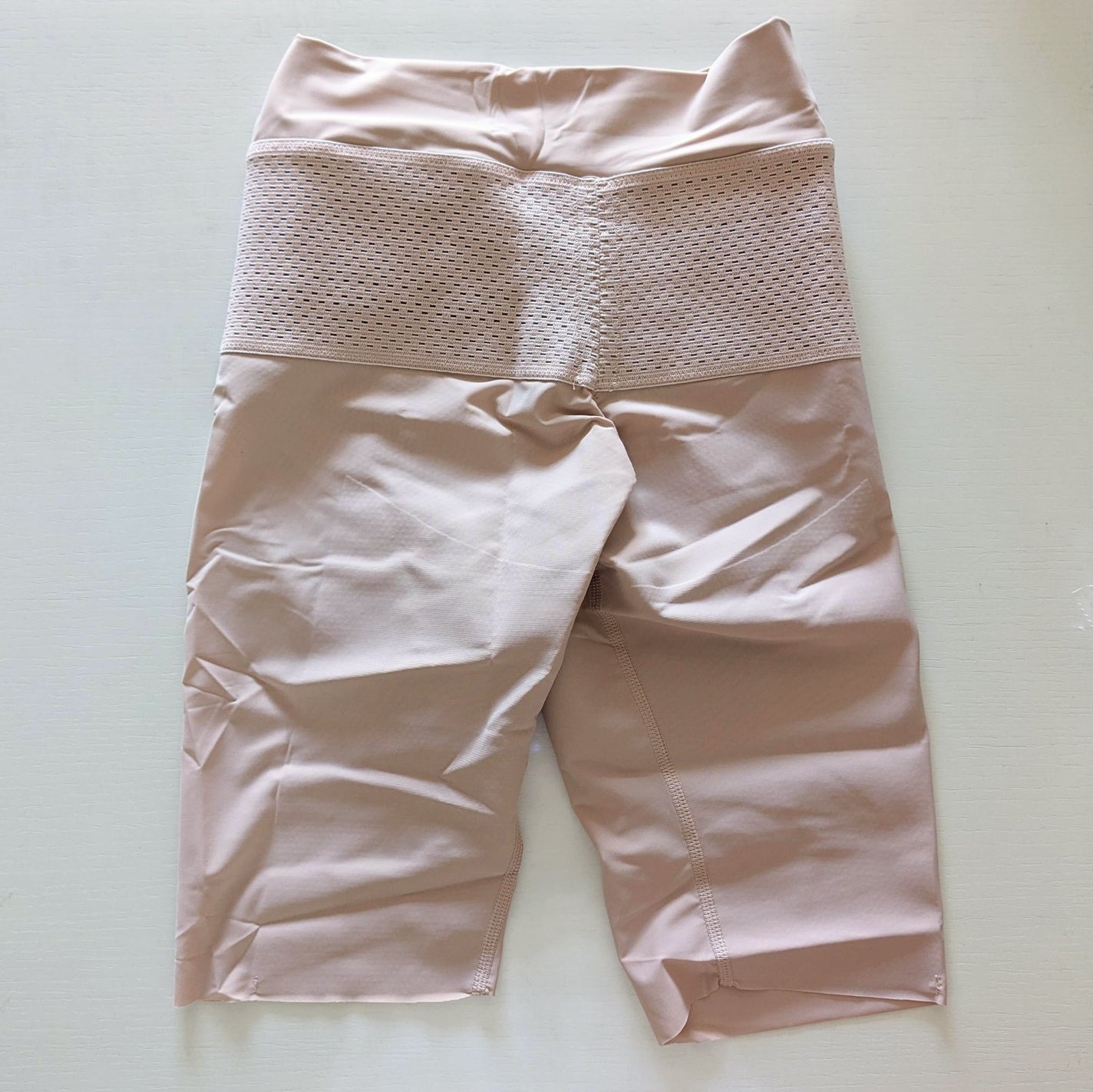 ナチュアシスト V字ウエストひざ上丈/NATU ASSIST/バスト・ヒップケアを使ったクチコミ(6枚目)