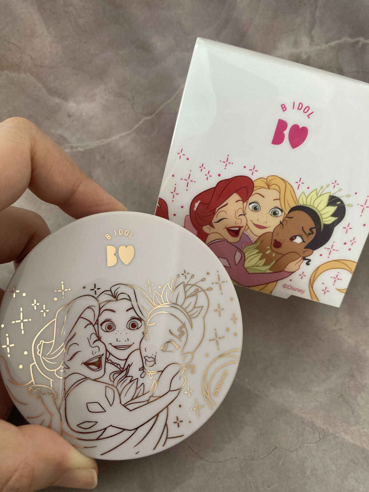 シルクアイスパウダー/b idol/ルースパウダーを使ったクチコミ（1枚目）