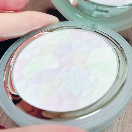 AQ オーラ リフレクター/DECORTÉ/プレストパウダーを使ったクチコミ(3枚目)