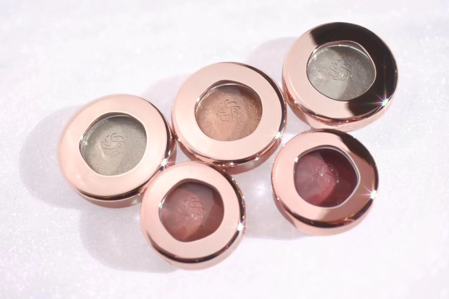 アイグロウジェム スキンシャドウ 31G sunlit skin/DECORTÉ/ジェル・クリームアイシャドウを使ったクチコミ（1枚目）