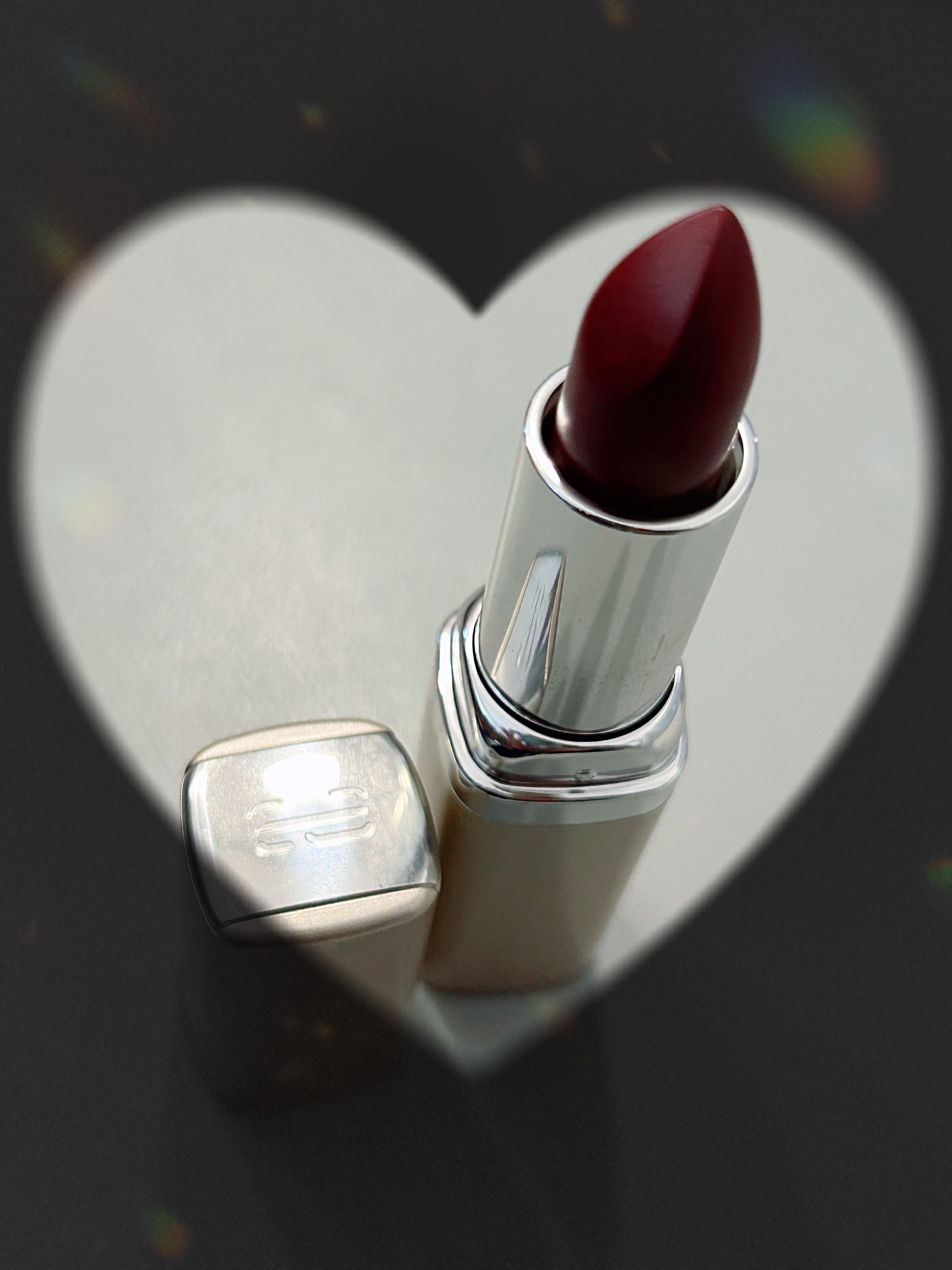 エイボン　カラールージュエクセレンス/エフエムジー&ミッション/口紅を使ったクチコミ（1枚目）