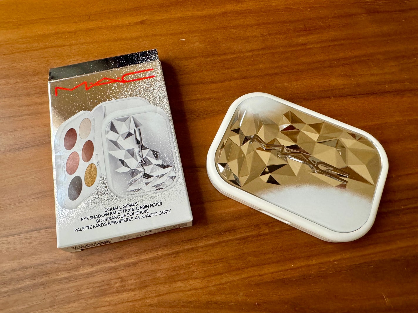 スコール ゴールズ アイシャドウ パレット × 6/M・A・C/アイシャドウパレットを使ったクチコミ(3枚目)