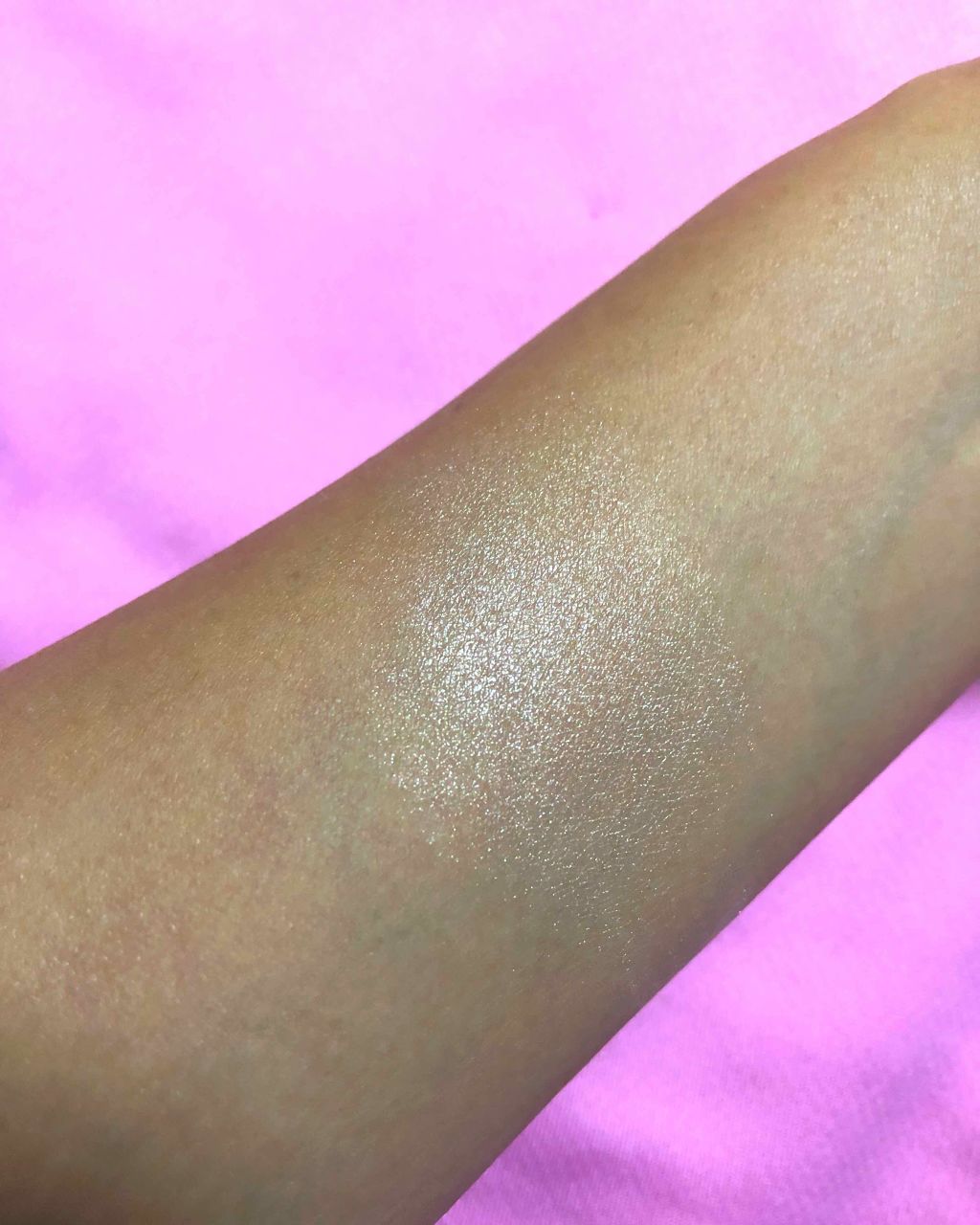 ファンデーション プライマー ハイドレイティング：ベースメイク/ローラ メルシエ/化粧下地を使ったクチコミ（3枚目）