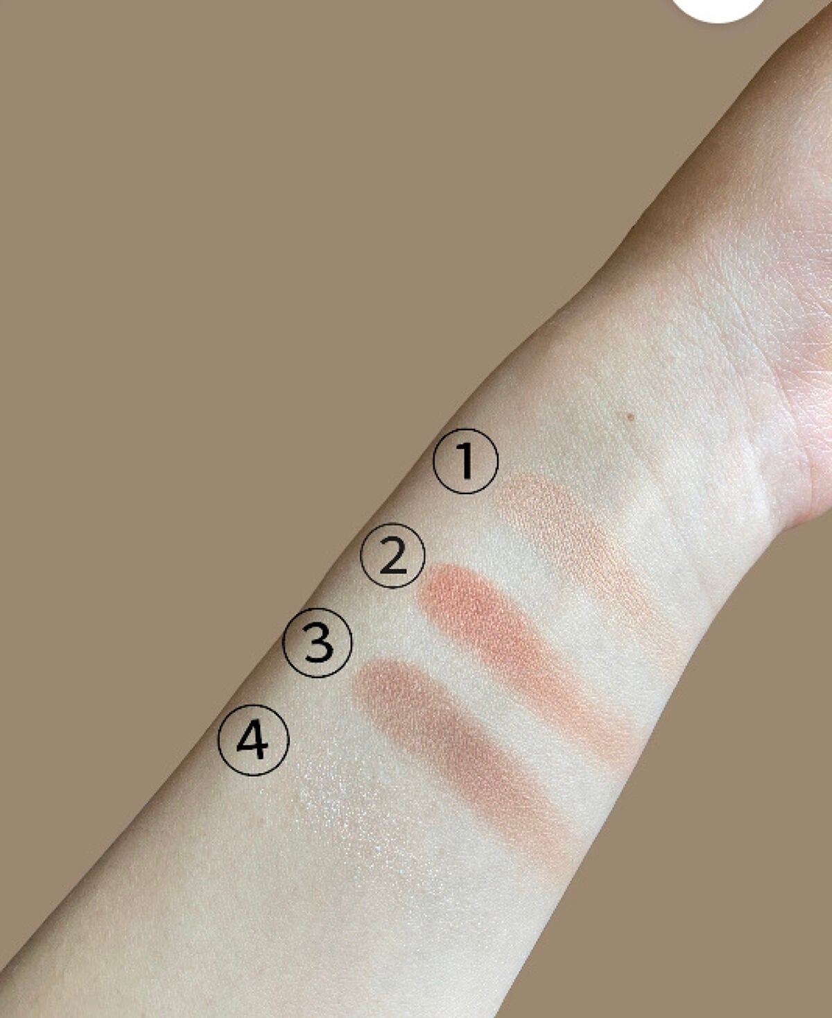 ベターザンアイズ ミュージックシリーズ/rom&nd/アイシャドウパレットを使ったクチコミ(3枚目)