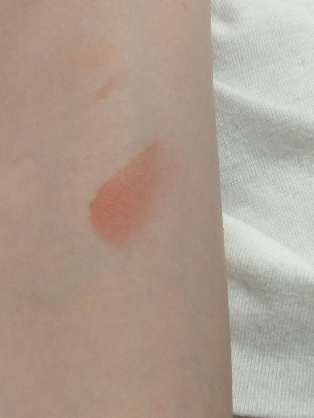 マットフルールチークス 05 マットパンプキン/キャンメイク/パウダーチークを使ったクチコミ（3枚目）