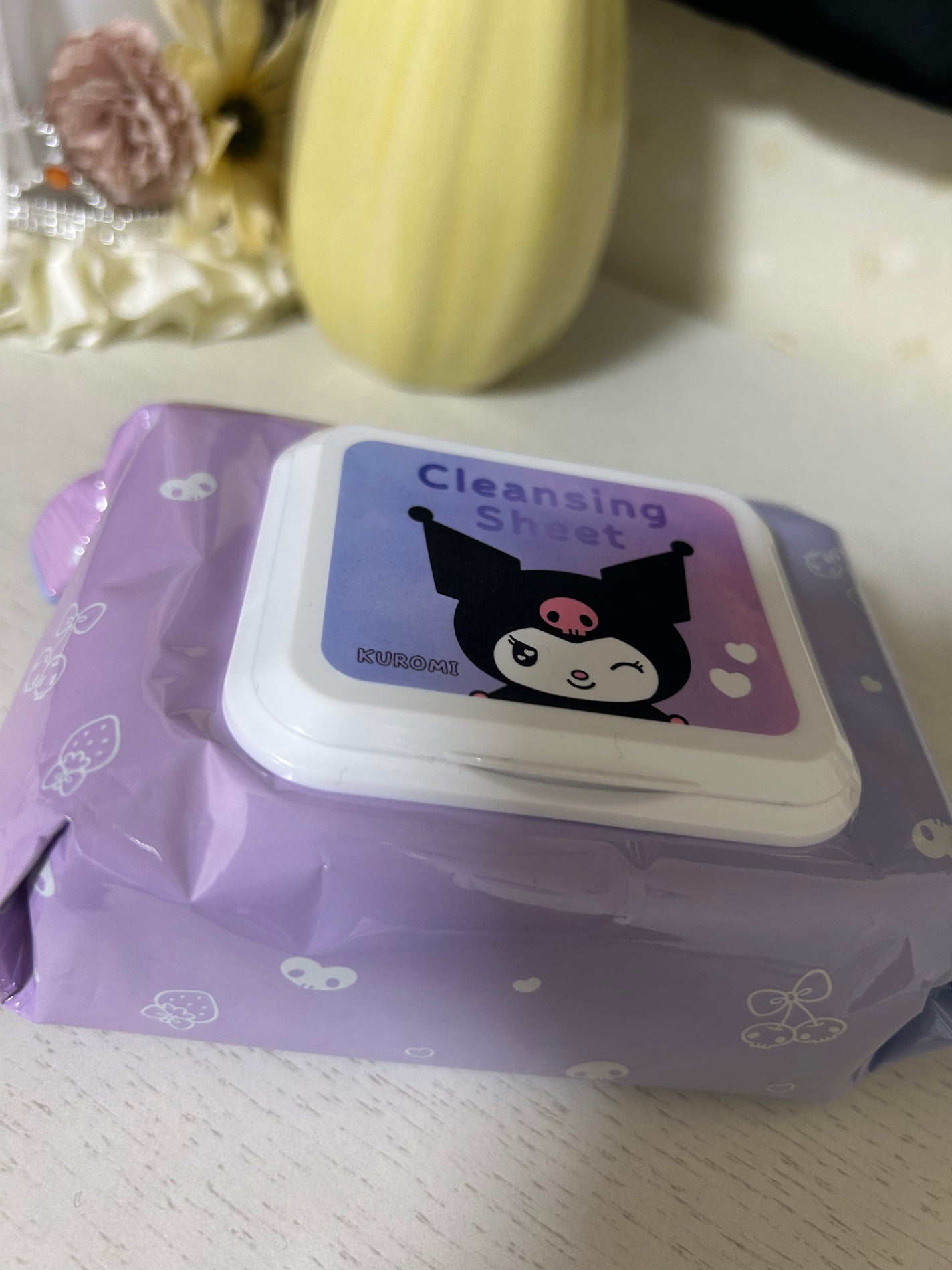 ゆさ@フォロバ100% on LIPS 「すぐに落ちる!二枚目はシートで3回拭いた程度です。ちょっとマス..」(1枚目)