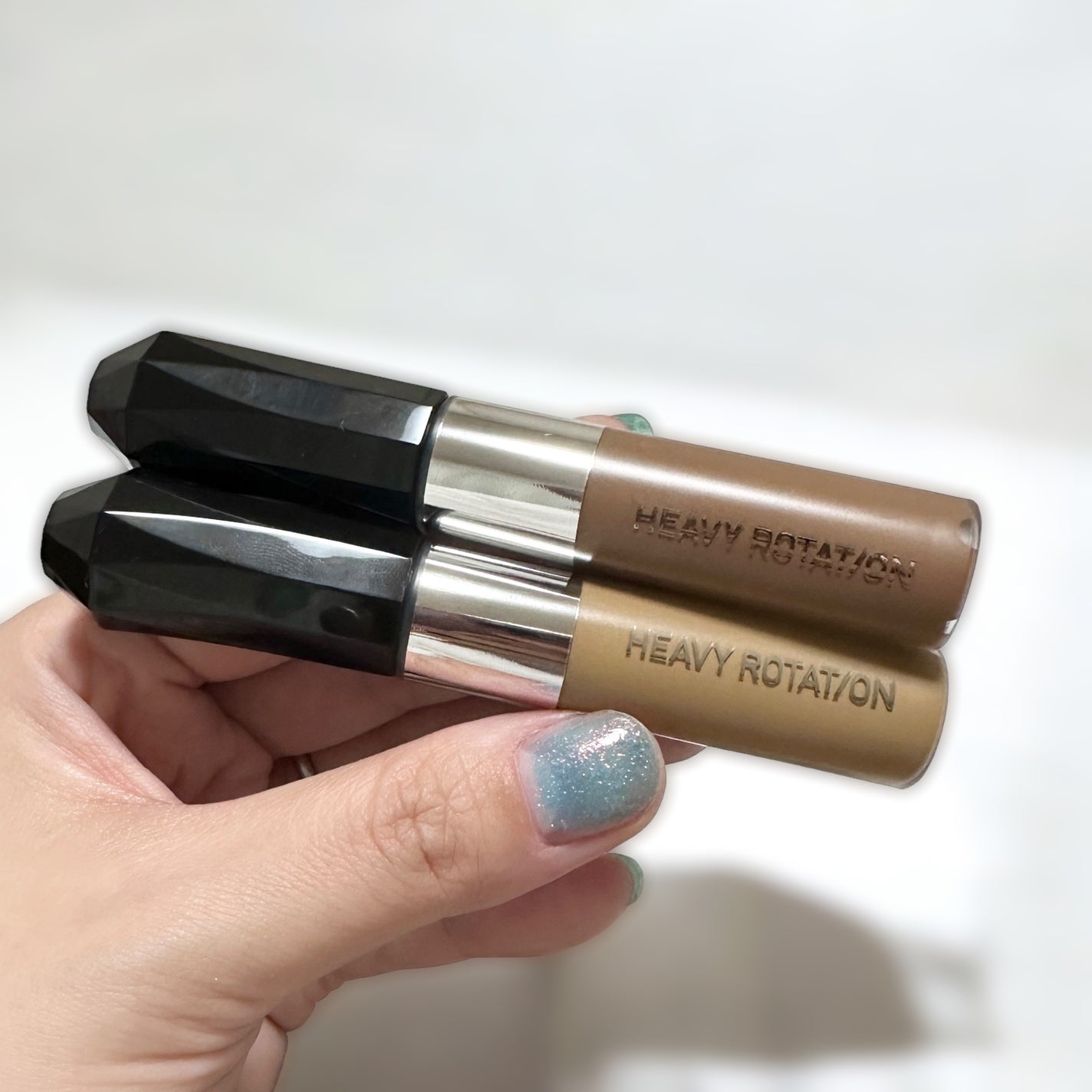 ヘビーローテーション カラーリングアイブロウEX/ヘビーローテーション/眉マスカラを使ったクチコミ(4枚目)