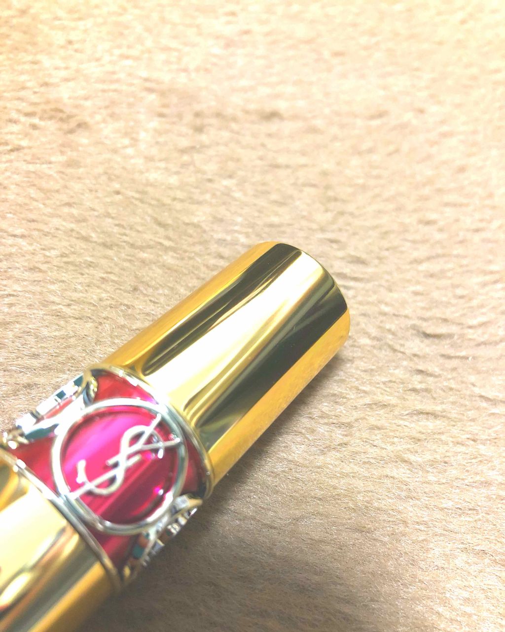 ルージュ ヴォリュプテ シャイン/YVES SAINT LAURENT BEAUTE/口紅を使ったクチコミ（2枚目）