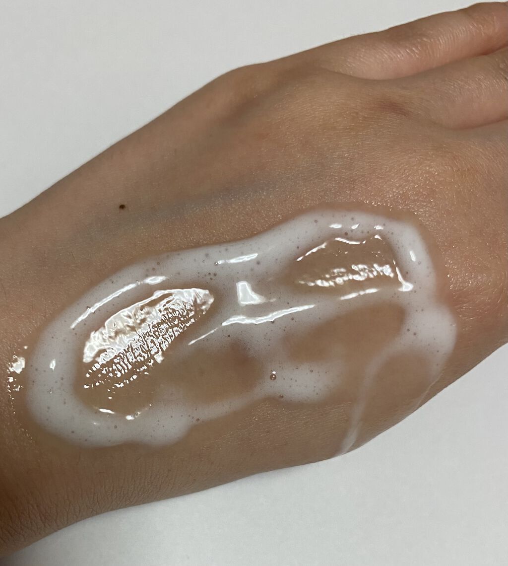 ベースケア セラム<土台美容液>ハローキティコラボ限定デザイン/SOFINA iP/美容液を使ったクチコミ（3枚目）