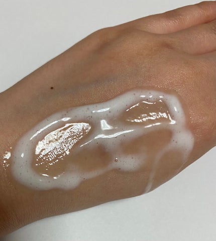 ベースケア セラム<土台美容液>ハローキティコラボ限定デザイン/SOFINA iP/美容液を使ったクチコミ(3枚目)