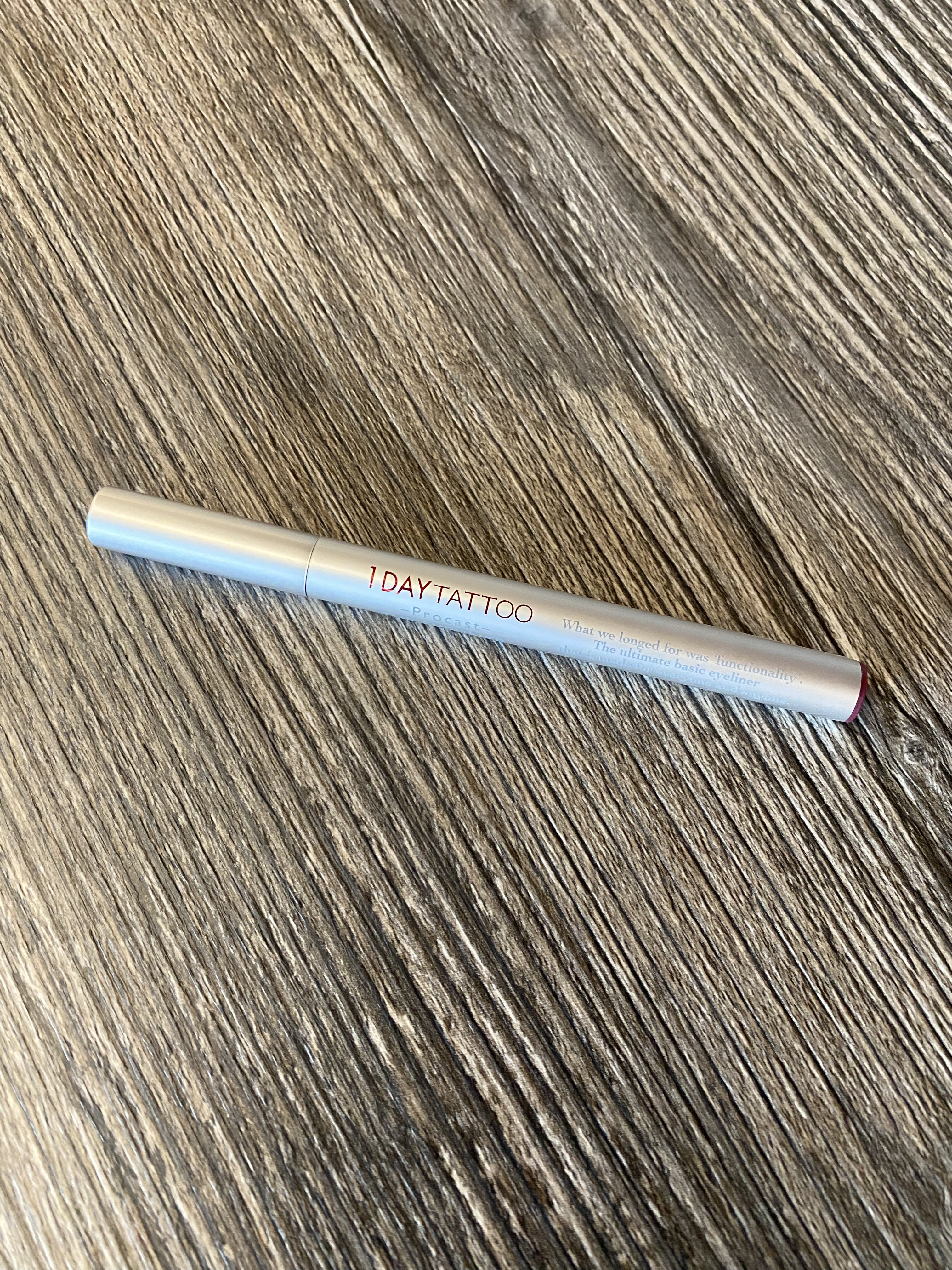 1DAY TATTOO プロキャスト ザ・アイライナー/K-パレット/リキッドアイライナーを使ったクチコミ（1枚目）