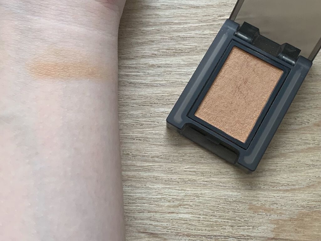 セルヴォーク ヴォランタリー アイズ/Celvoke/単色アイシャドウを使ったクチコミ（2枚目）