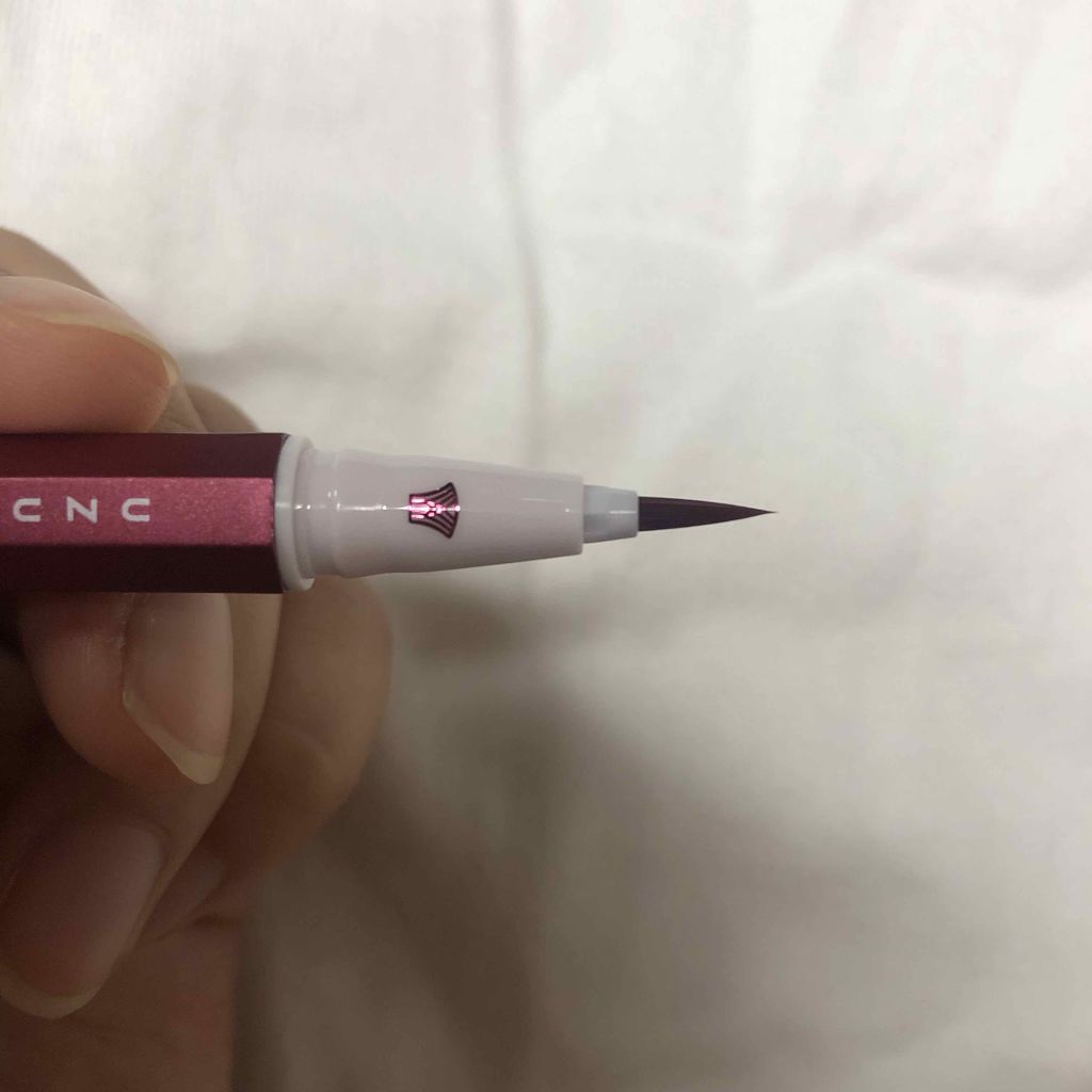 EYE OPENING LINER/UZU BY FLOWFUSHI/リキッドアイライナーを使ったクチコミ（3枚目）