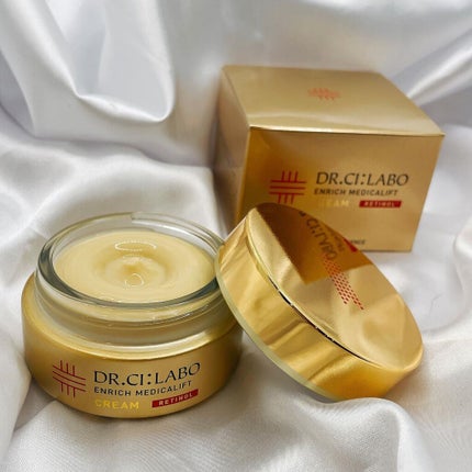 ドクターシーラボⓇ エンリッチ メディカリフト クリームのクチコミ「背筋もお肌もピンッ✨高級感たっぷりのクリームで潤いを💎
『エンリッチ メディカリフト クリー.....」(1枚目)