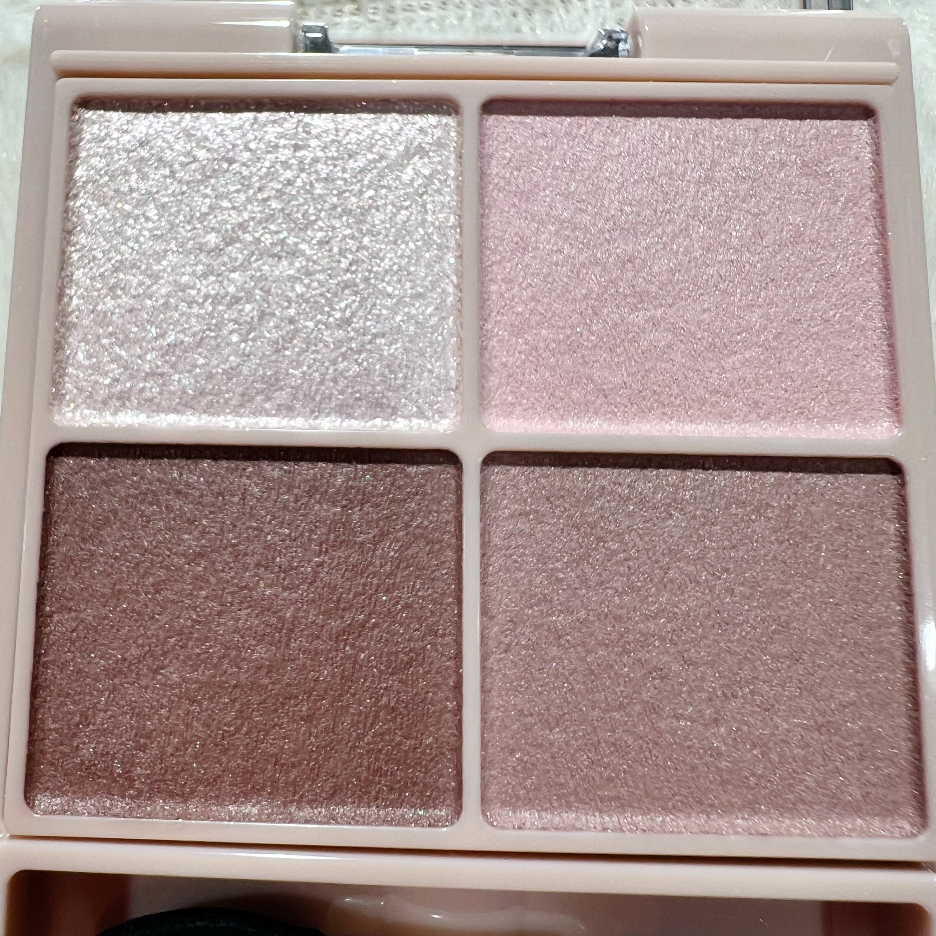 シルキースフレアイズ（マットタイプ）/キャンメイク/アイシャドウパレットを使ったクチコミ（2枚目）