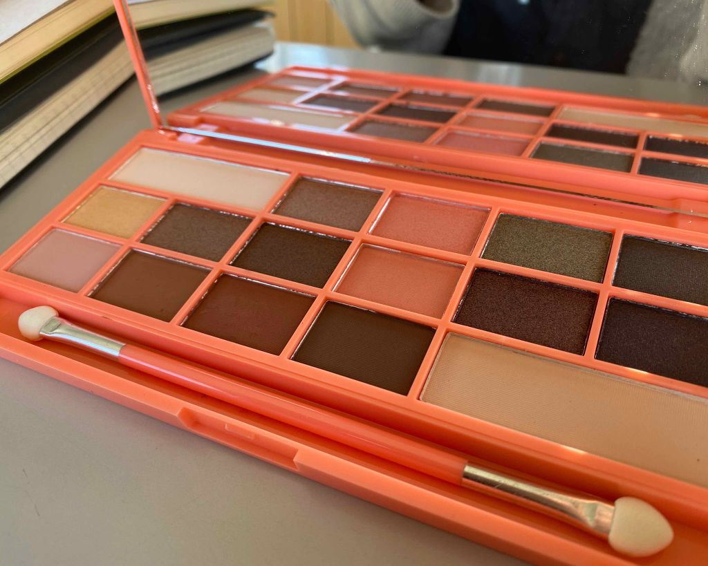 アイラブチョコレート/MAKEUP REVOLUTION/アイシャドウパレットを使ったクチコミ(1枚目)