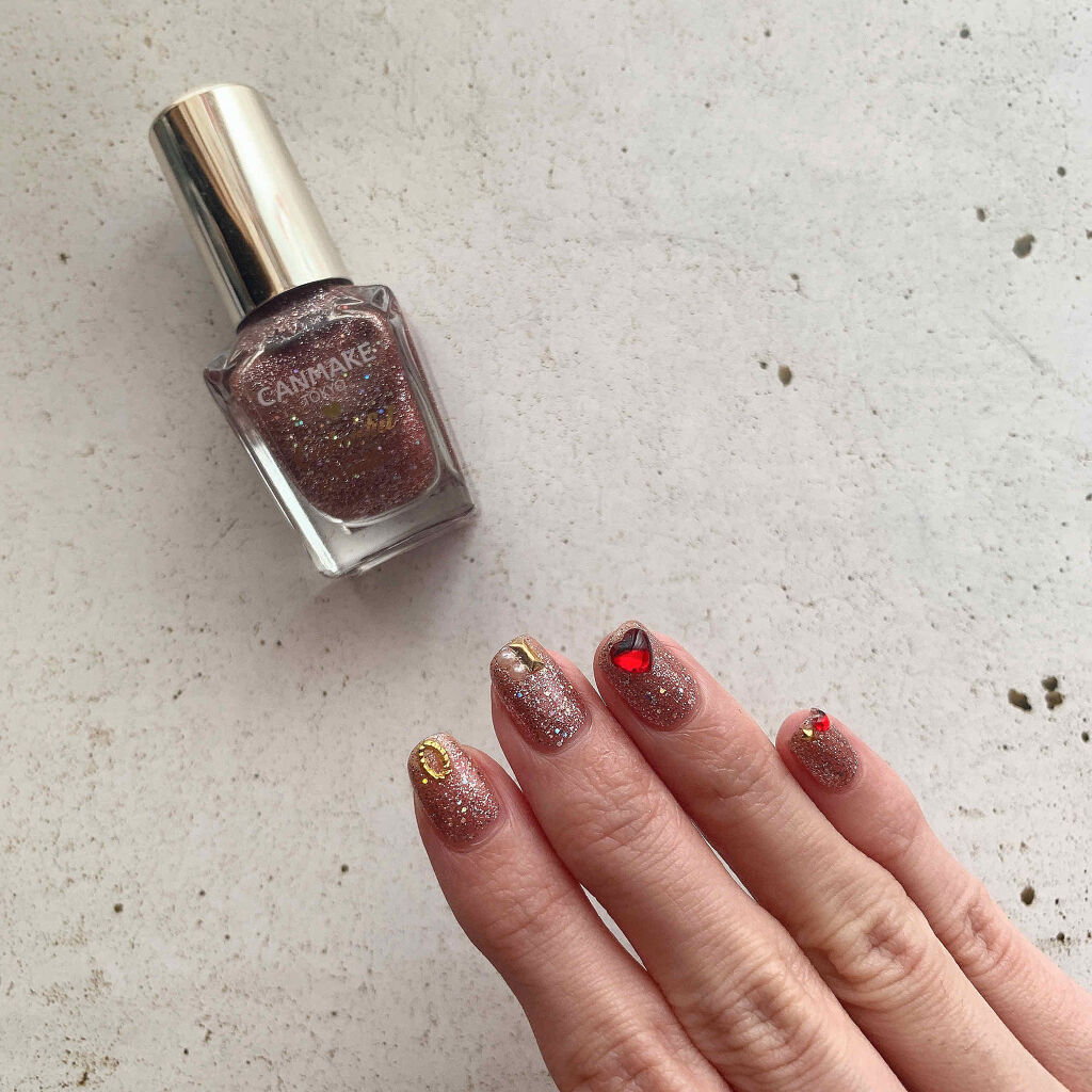 カラフルネイルズ/キャンメイク/マニキュアを使ったクチコミ（2枚目）