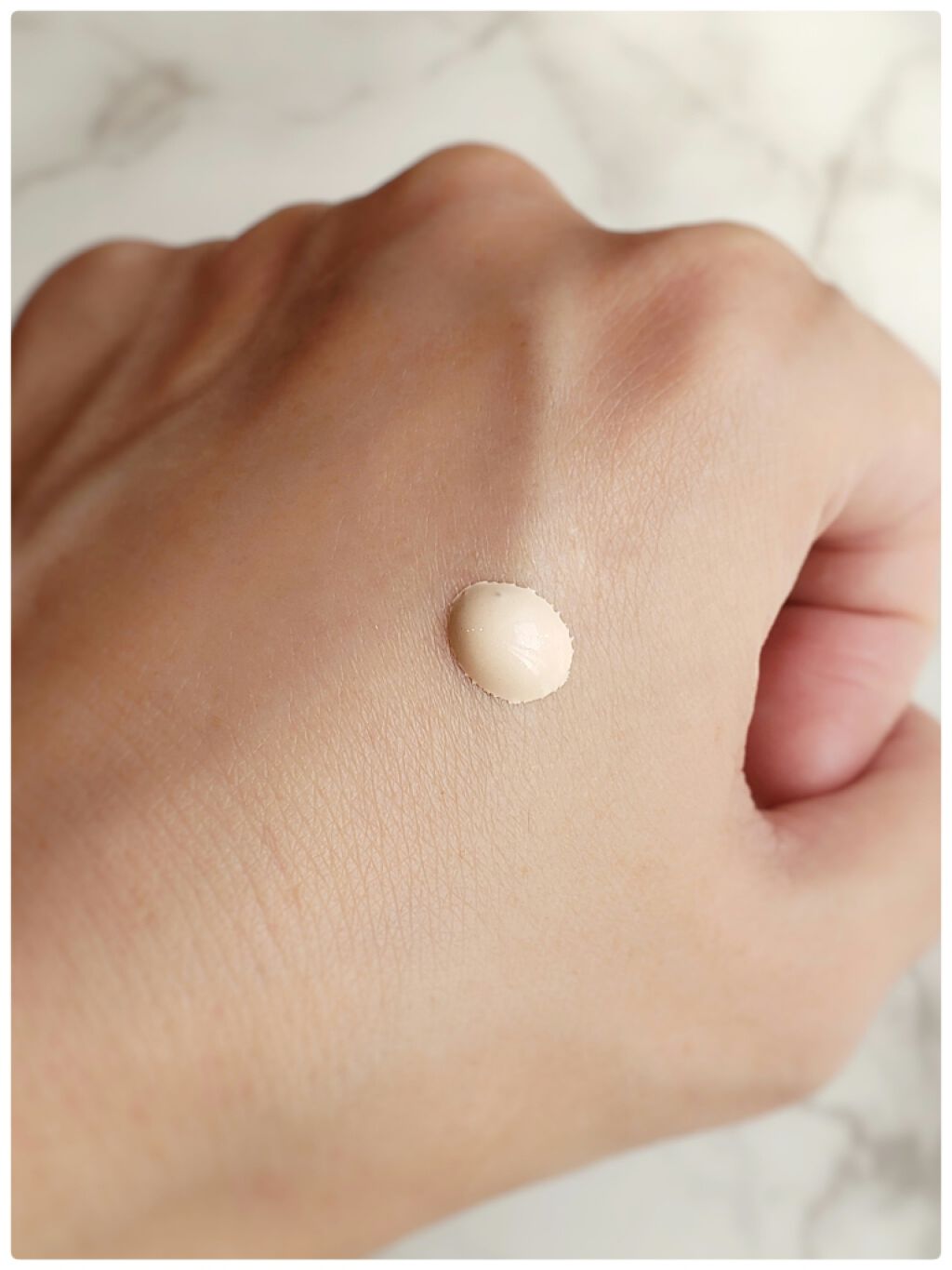 ラトゥー エクラ ファンデーション プライマー N/PAUL & JOE BEAUTE/化粧下地を使ったクチコミ（2枚目）