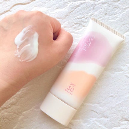 プロテクティブ UVエッセンス 02 ジャスミン&シダー('21)/excel/日焼け止めローションの画像