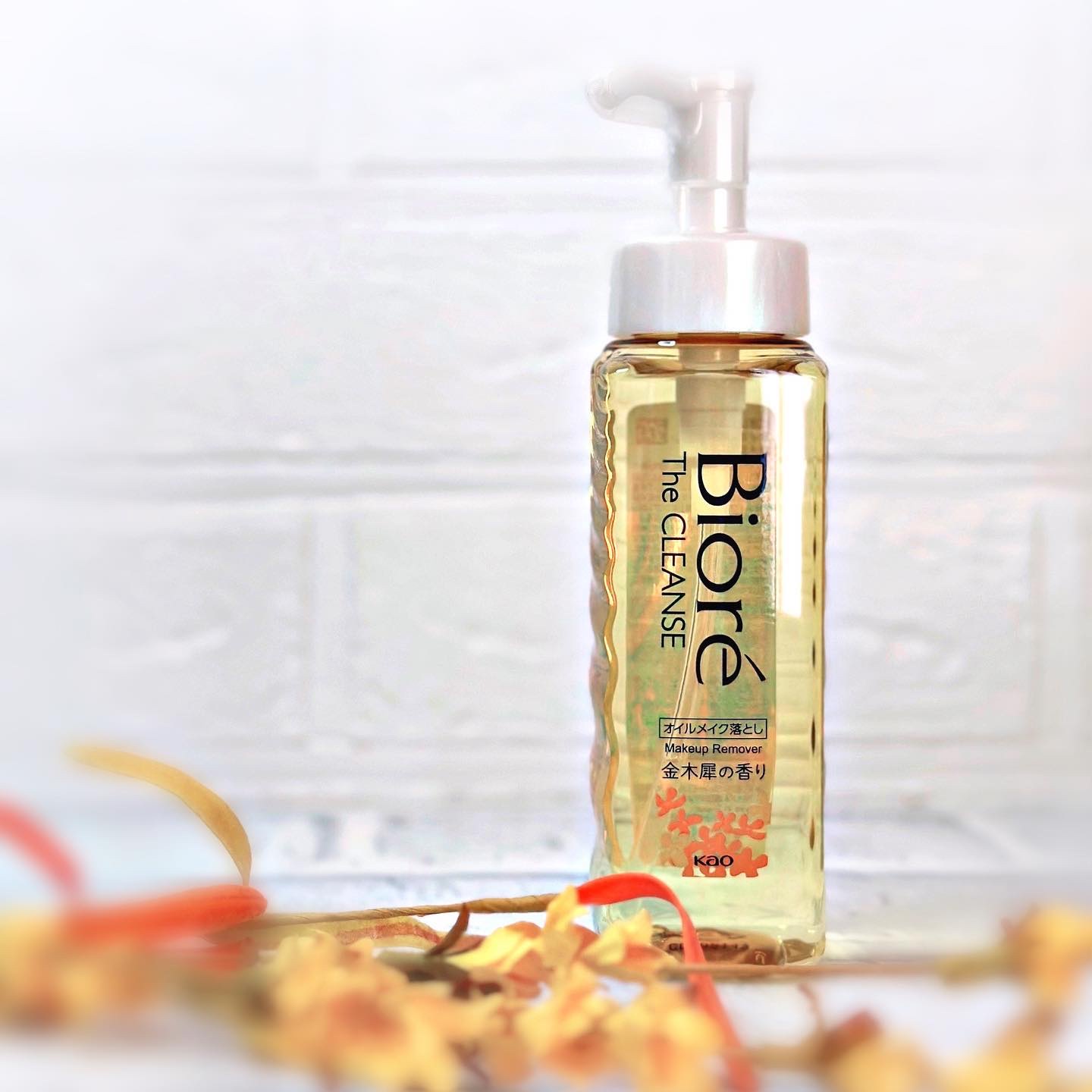 ビオレ ザ クレンズ オイルメイク落とし  金木犀の香り/ビオレ/オイルクレンジングを使ったクチコミ（2枚目）