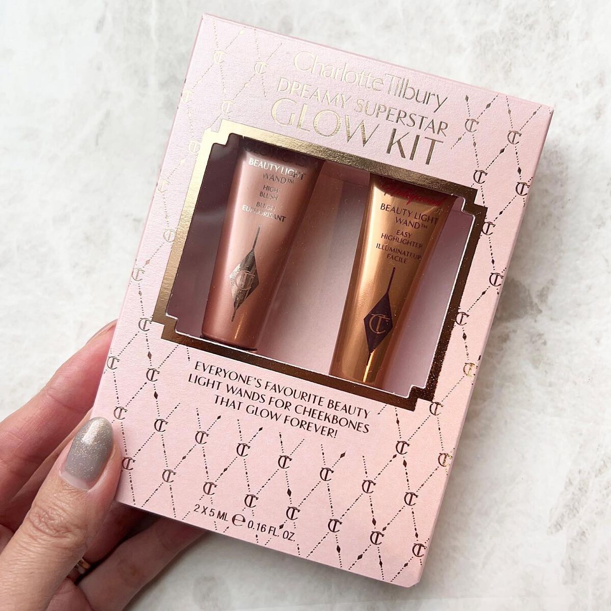 ハリウッド ビューティー ライト ワンド/Charlotte Tilbury/リキッドハイライトを使ったクチコミ(2枚目)