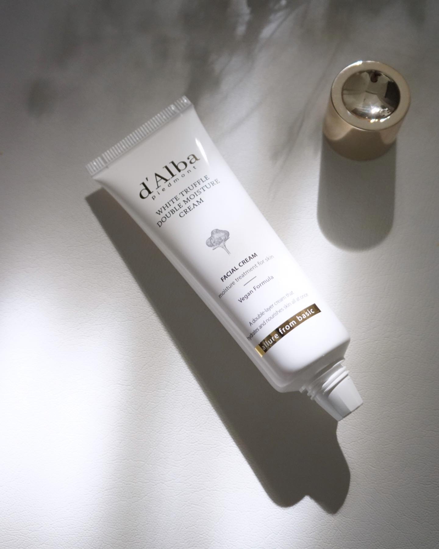 ダルバ ホワイトトリュフダブルモイスチャークリームのクチコミ「d'Alba
ホワイトトリュフダブルモイスチャークリーム

→イタリア産ホワイトトリュフ*が含.....」（3枚目）